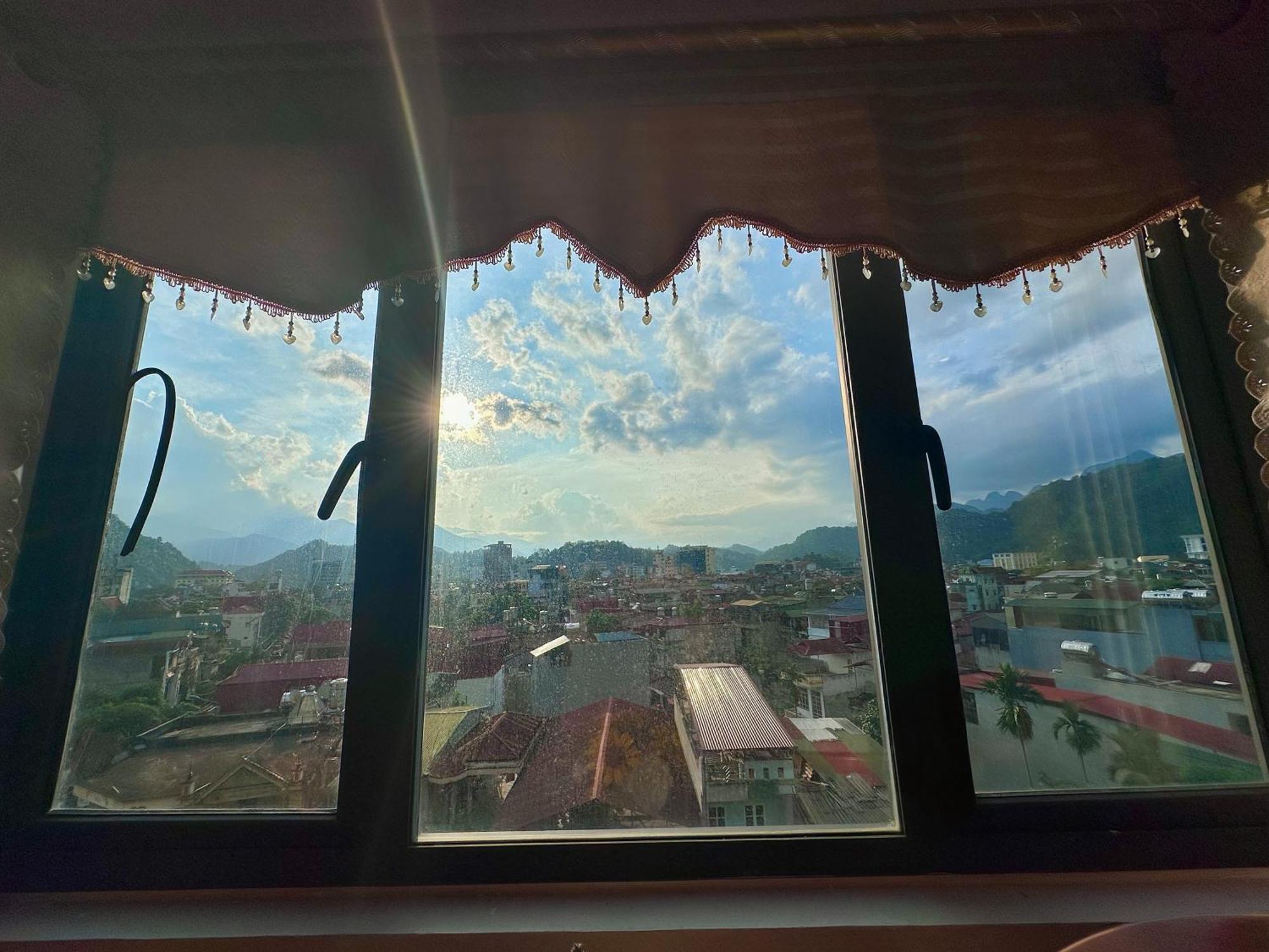 Tam Giac Mach Hotel Ha Giang Exterior photo