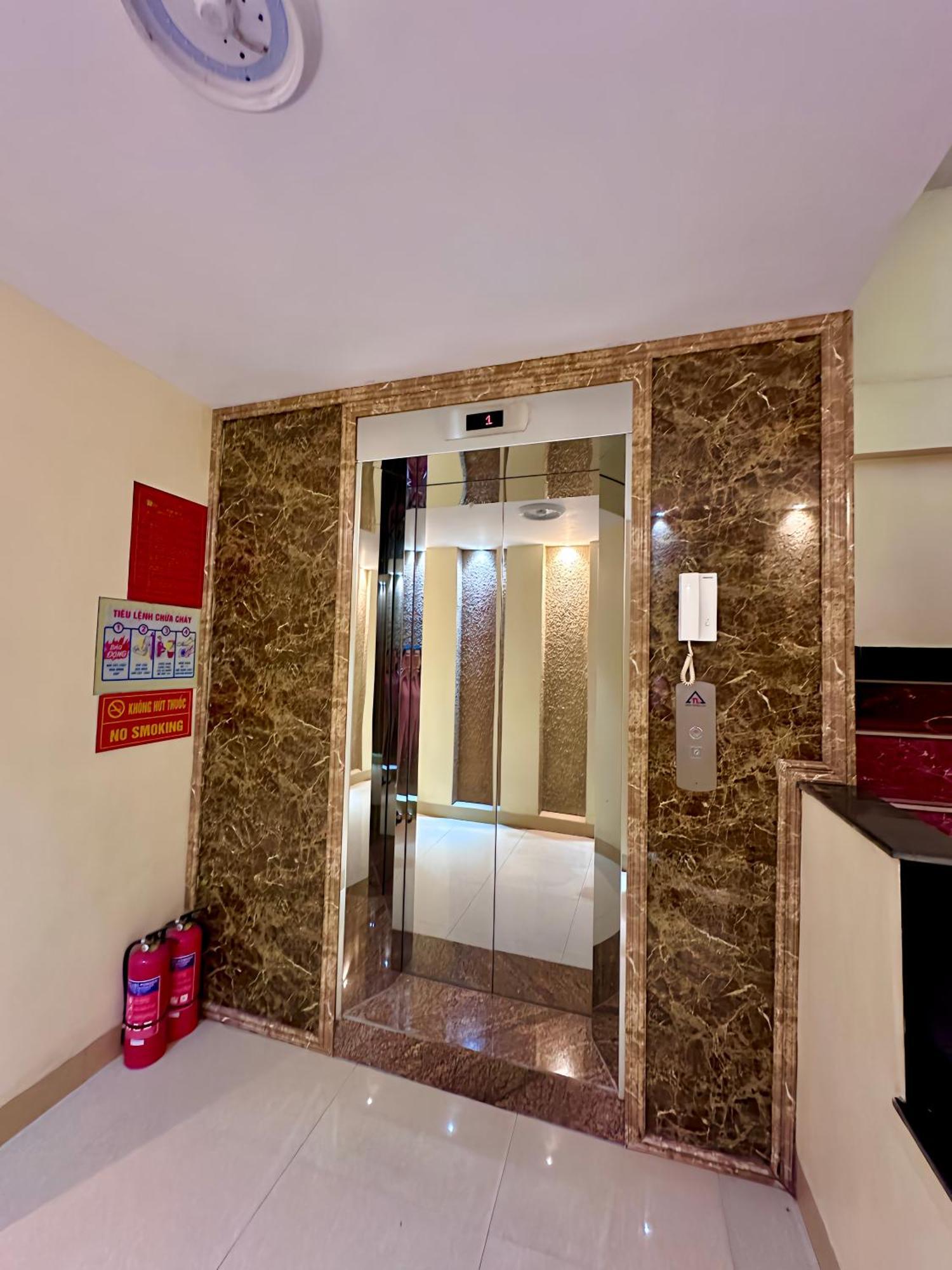 Tam Giac Mach Hotel Ha Giang Exterior photo